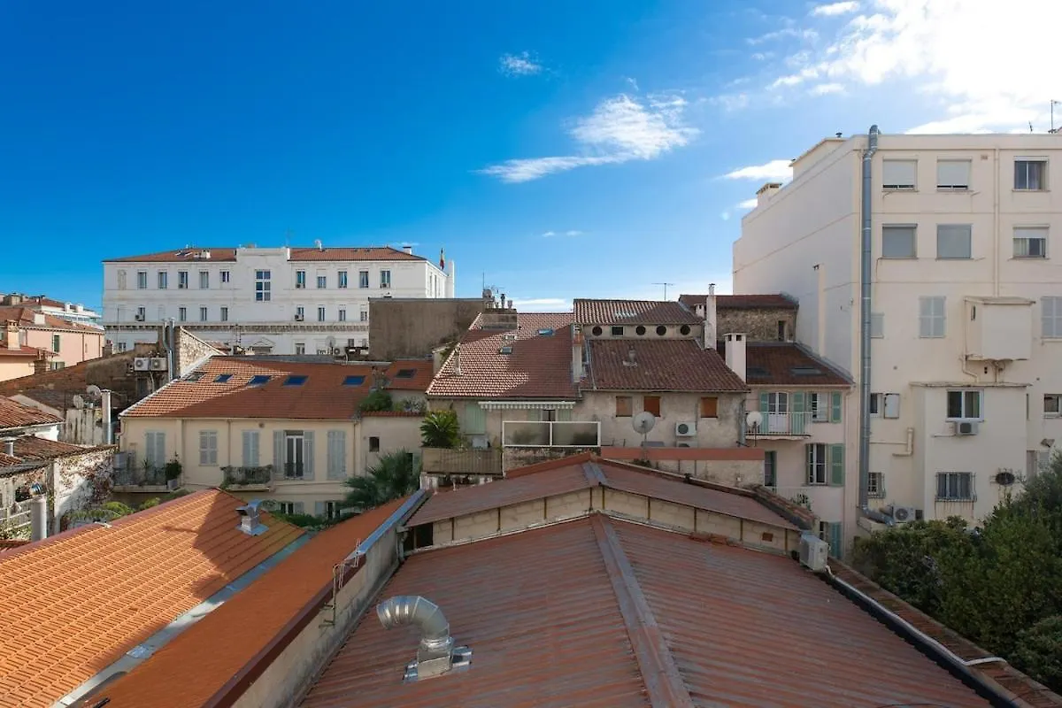 3 Rooms - Downtown Cannes - 2 Min From Palais Festivals 0*,  France